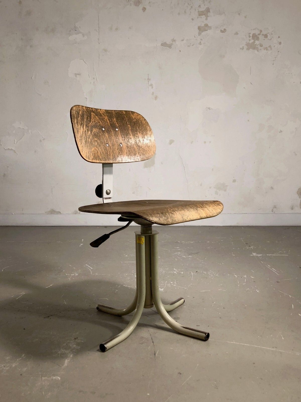 1950 Chair Industrial Workshop Modernist Reconstruction Bauhaus Breuer Perriand