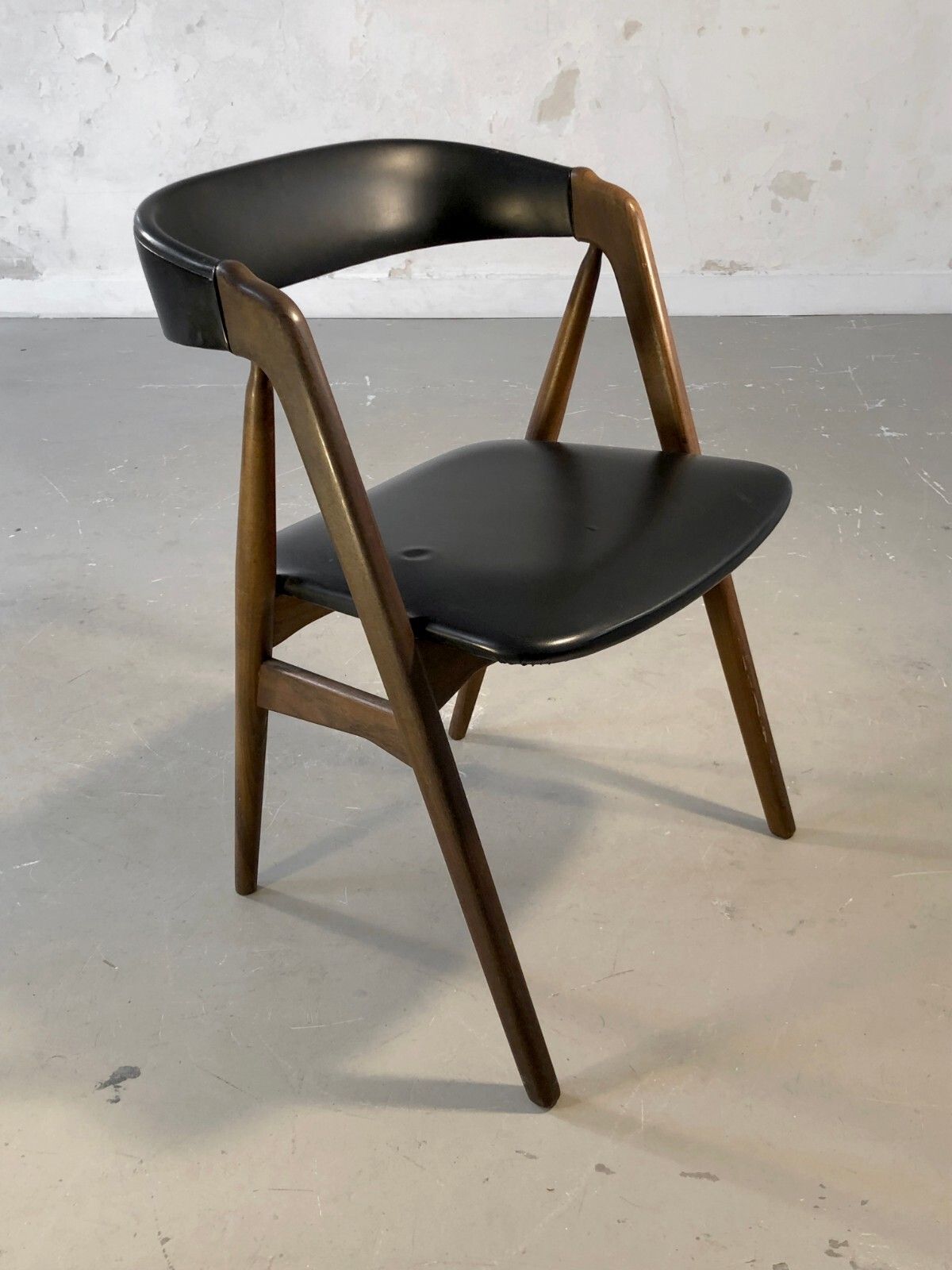 1516.0 1960 Kai Kristiansen Chair Model 31 Modernist Dansk Scandinavian Jacobsen Eames photo
