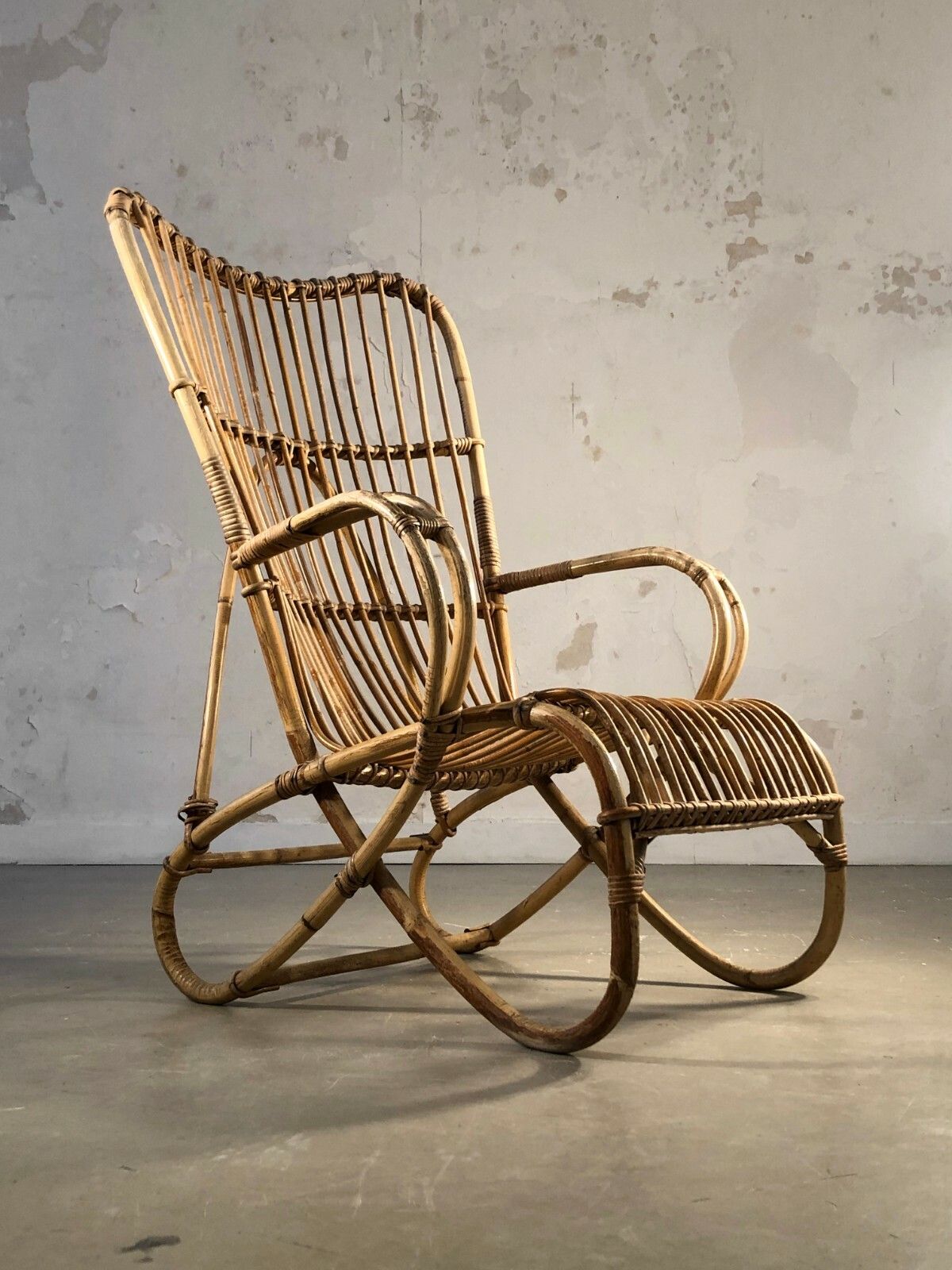 photo furniture 1950 Modernist Armchair Brutalist Shabby Chic Bamboo Rattan Sognot Audoux Minnet
