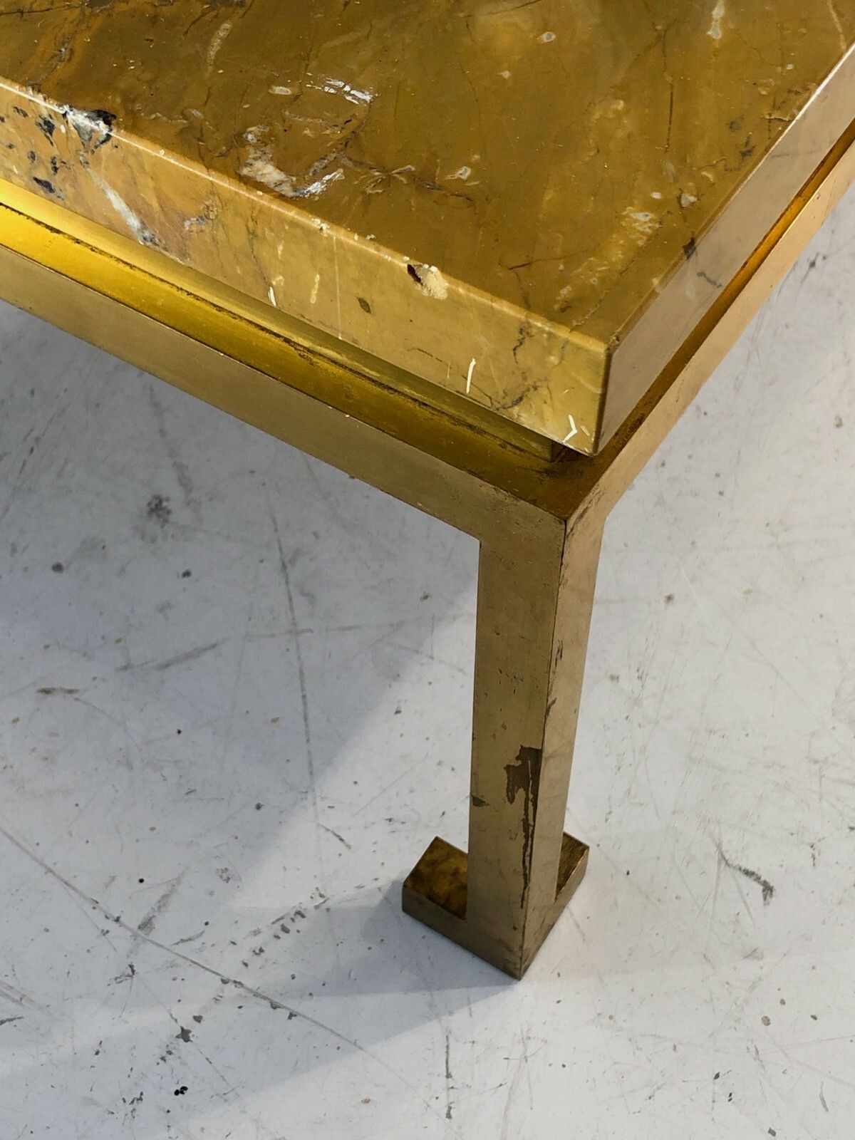 1970 House Ramsey Marble Low Table Post Modernist Shabby Chic Roger Thibier photo vintage