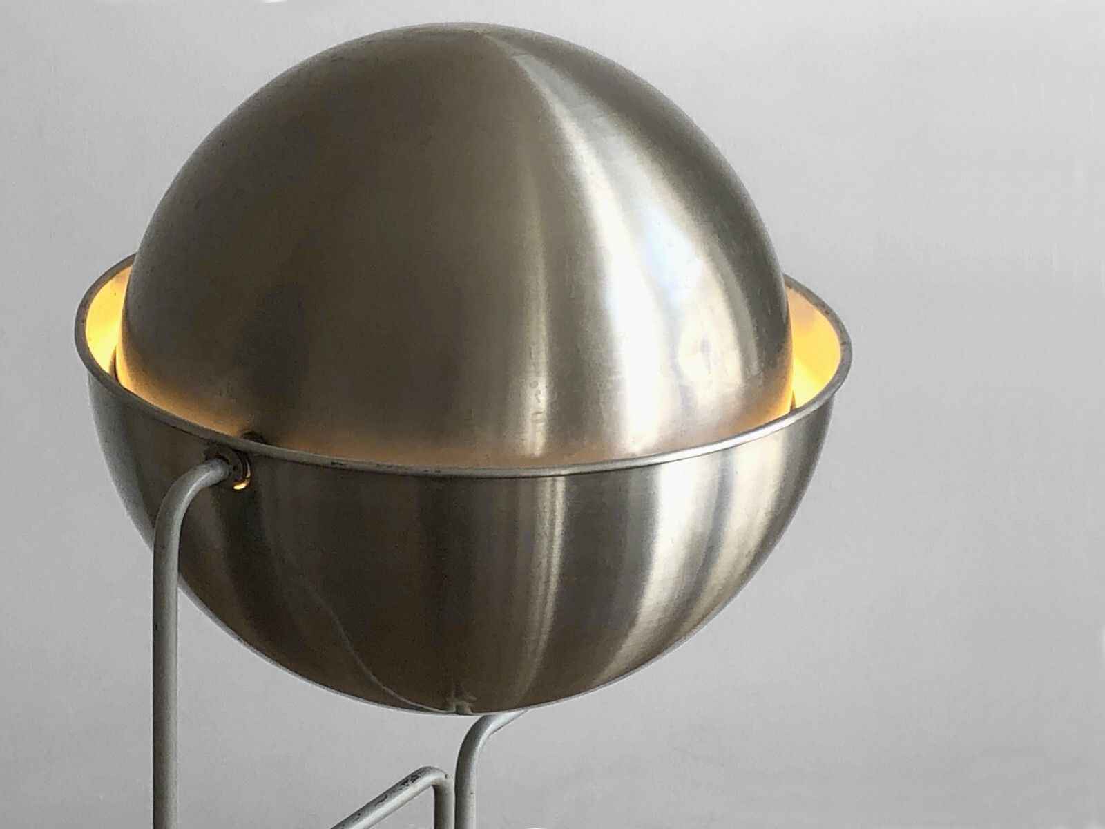 photo furniture 1970 Raak Streetlight D 2017 Modernist Space Age Arteluce Colombo Tobia Shoe