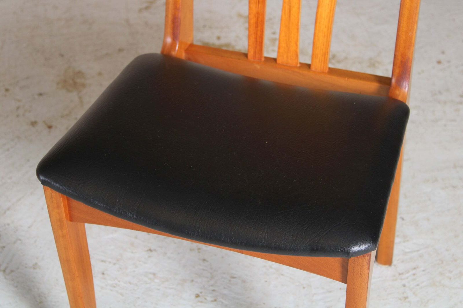 Set Of 6 Mid Century Sutcliffe 'Shannon' Teak Dining Chairs, Circa 1970s. photo buy