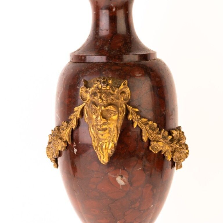 Antique French Pair Of Rouge Marble & Bronze Satyrs Table Lamps photo vinterior