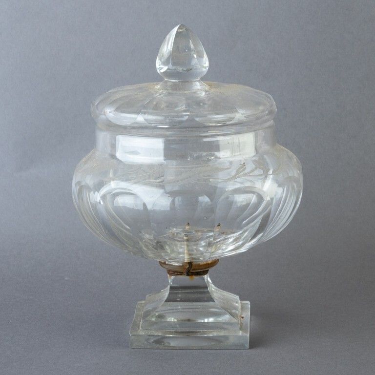 Antique Pair Of Victorian Etched Lidded Glass Urns photo furniture