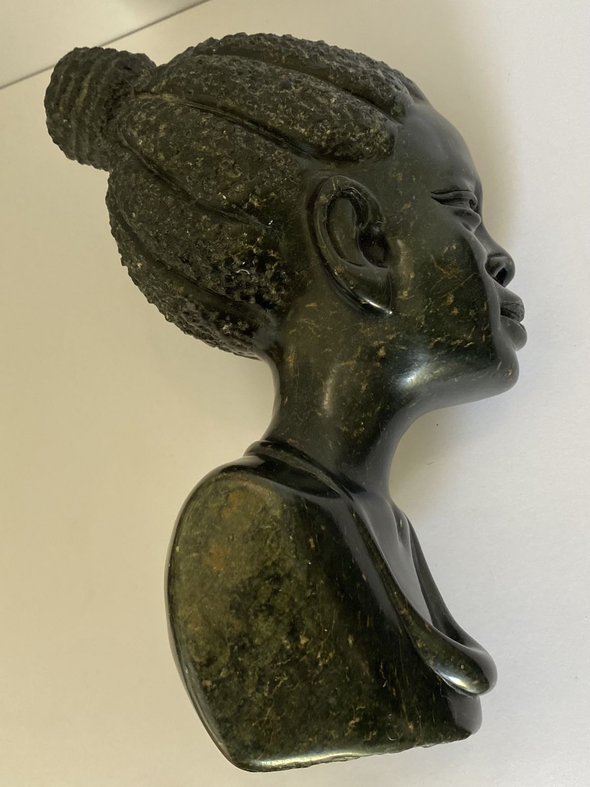 Art Joel Masoka, Original Hand Carved African Female Bust/Shona Statue, Signed photo