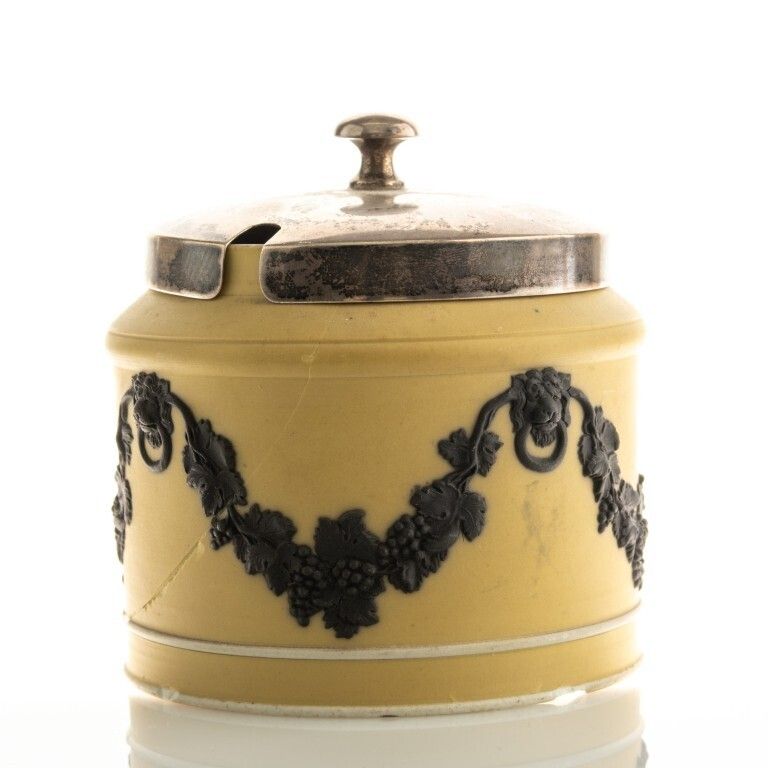 Antique Wedgwood Black & Cane Jasperware Preserve Jar With Sterling Silver Lid Hallmarked Sheffield 1928