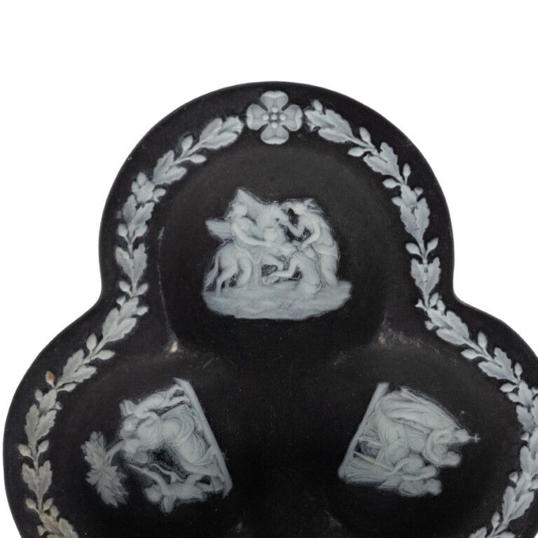 Antique Wedgwood Black Jasperware Ceramic Porcelain Bas Relief Trefoil Dish photo furniture