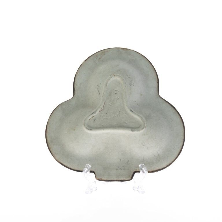 Antique Wedgwood Black Jasperware Ceramic Porcelain Bas Relief Trefoil Dish photo Home Decor