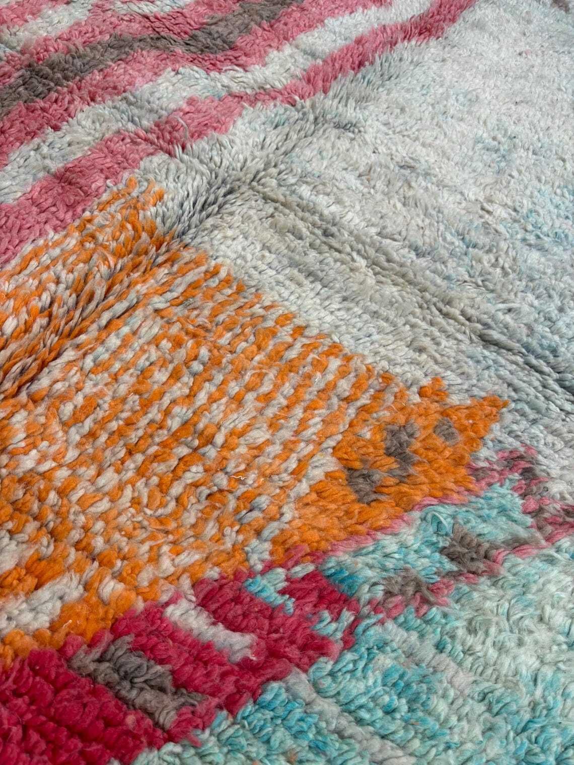 Boho Chic Moroccan Boujaad Wool Rug  Colorful Moroccan Berber Carpet Moroccan Interior Rug photo vinterior
