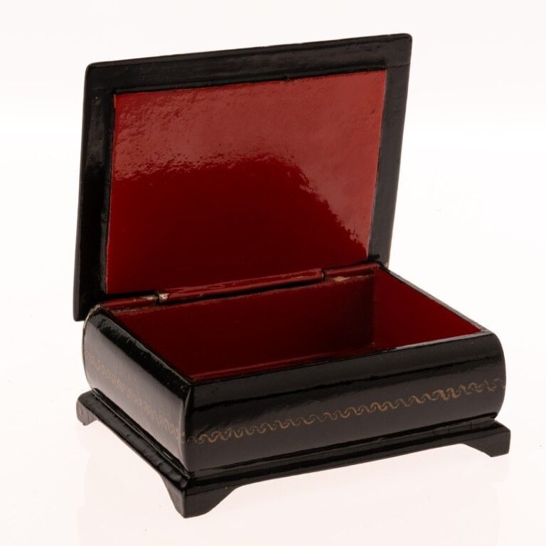 Antique Russian Papier Mache Lacquered Box With Hand Painted Sleigh