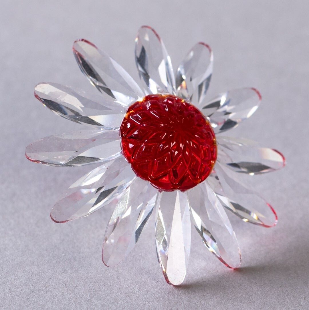 Swarovski Crystal Glass Red Marguerite Flower Sculpture