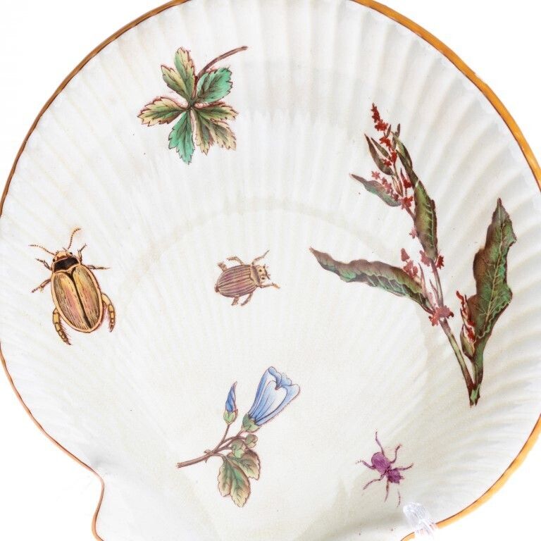 Antique 18th Century Wedgwood Creamware Earthenware Pottery Shell Dish Hand Painted With Flowers & Insects photo furniture