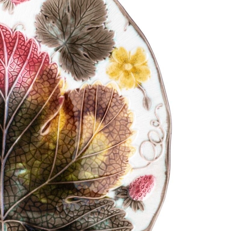 Antique Wedgwood Glazed Majolica Earthenware Pottery Grape Leaves & Strawberries Plate 19th Century photo for sale