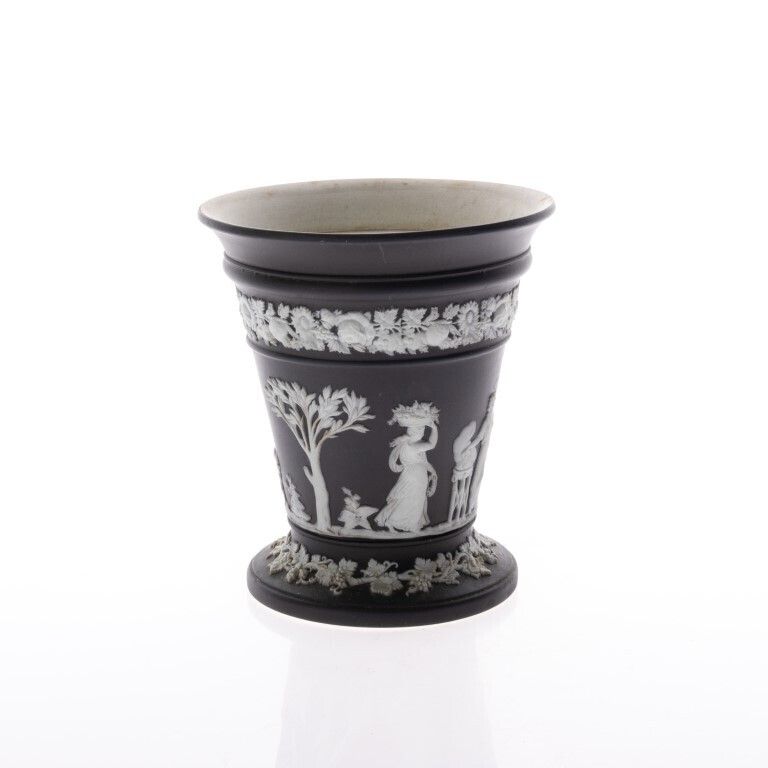Antique Wedgwood Black Basalt Jasperware Ceramic Porcelain Bas Relief Neoclassical Planter Vase 19th Century