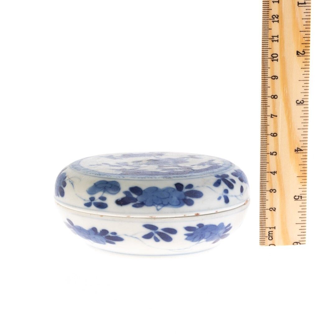Antique Kangxi Shipwreck Blue And White Chinese Porcelain Ceramic Lidded Blossoms Box photo for sale
