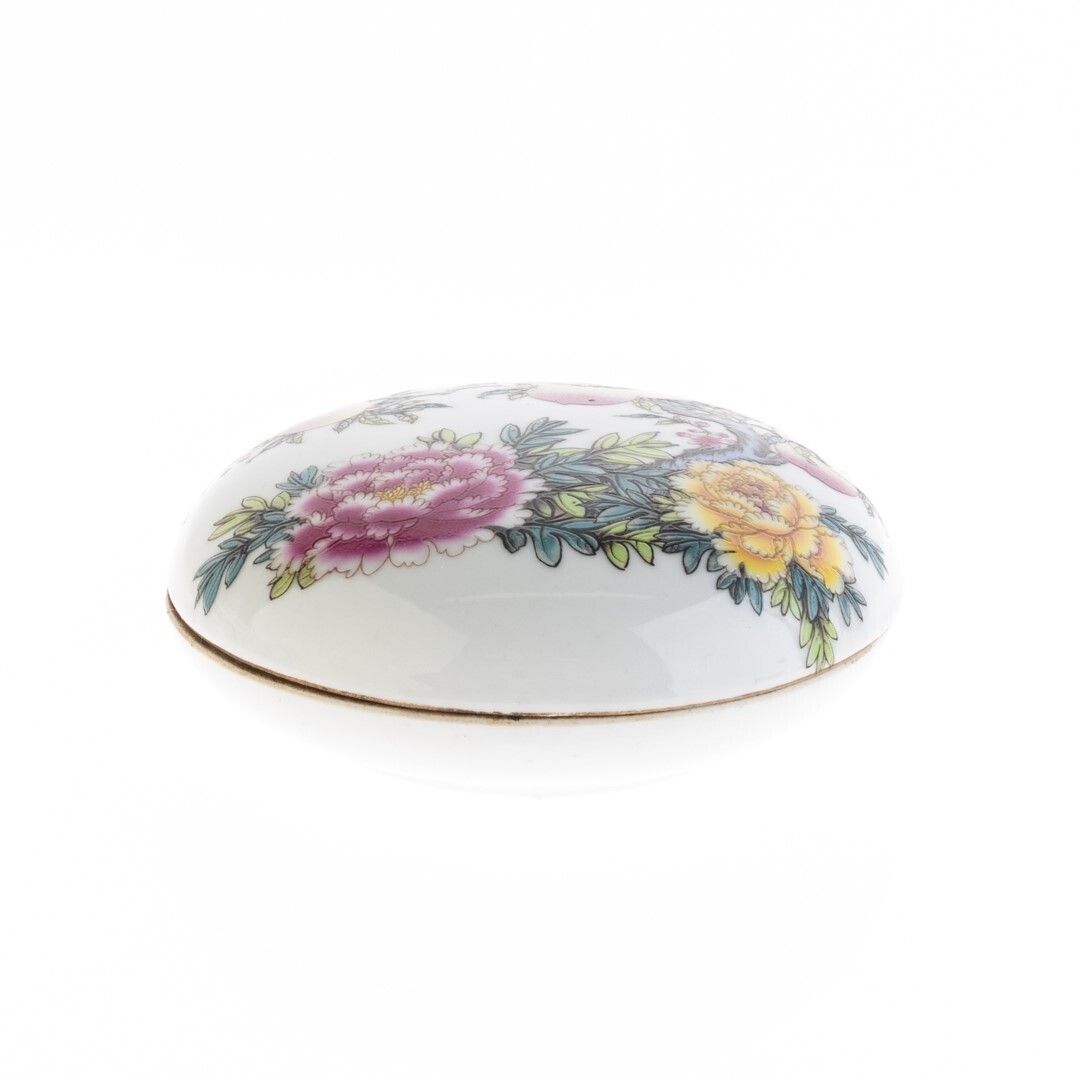 Chinese Famille Rose Plums And Blossoms Porcelain Ceramic Lidded Box photo furniture