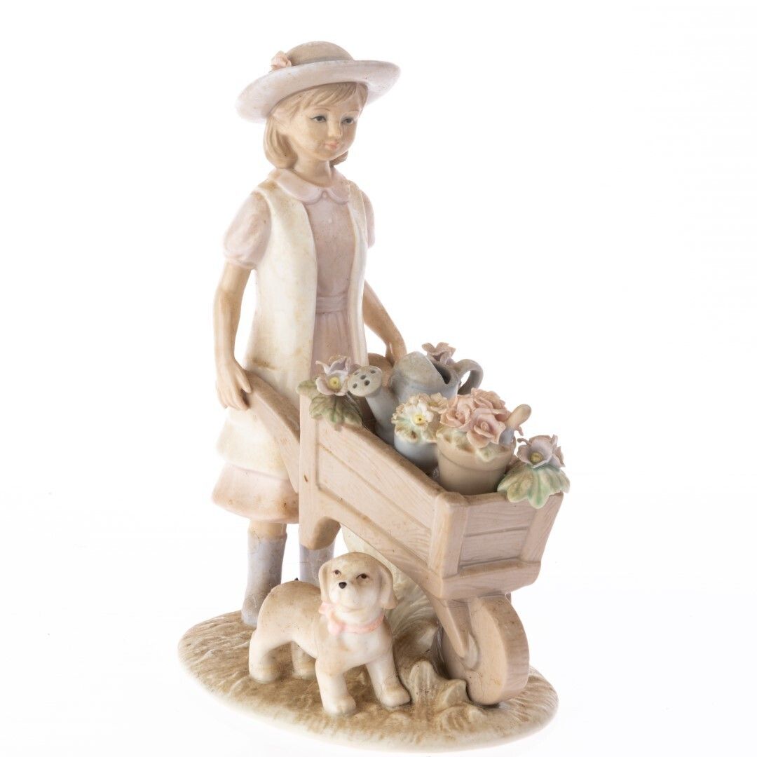 Leonardo Collection Fine Porcelain Sculpture Designed By Annie Rowe