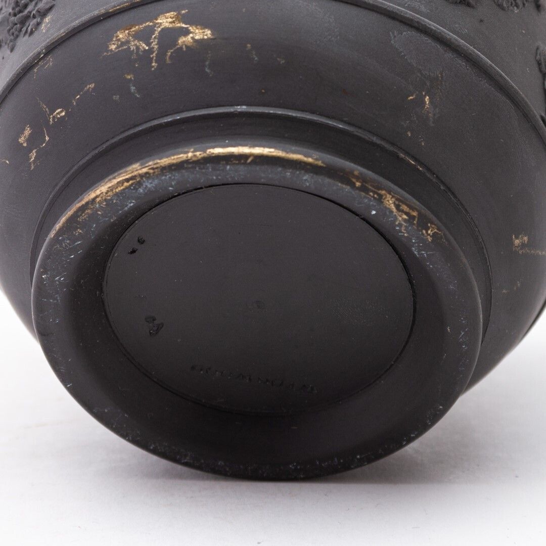Antique Wedgwood Black Basalt Jasperware Ceramic Lion Head Planter Jardiniere Vase photo Home Decor