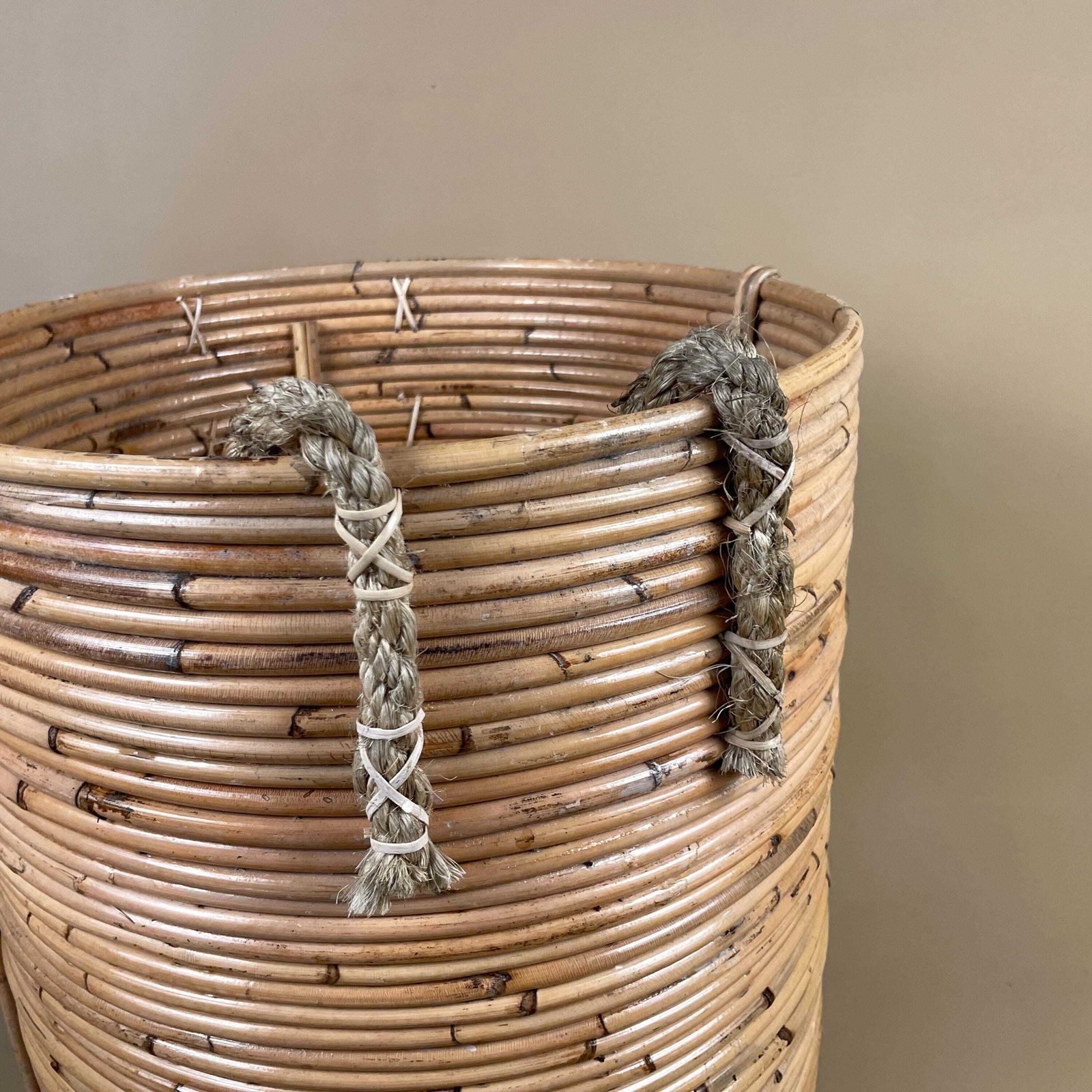 Vintage Bamboo Round Basket Plant Pot Planter Woven Wicker Brown Antique Storage Farmhouse Cottage Decor Display Handmade Scallop Edge photo 59.0