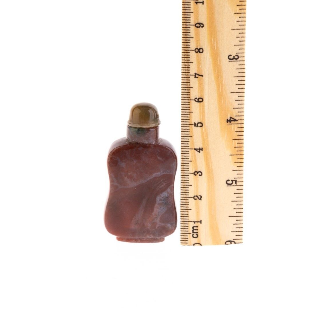 Antique Chinese Qing Dynasty Period Carved Red Agate Snuff Bottle photo for sale