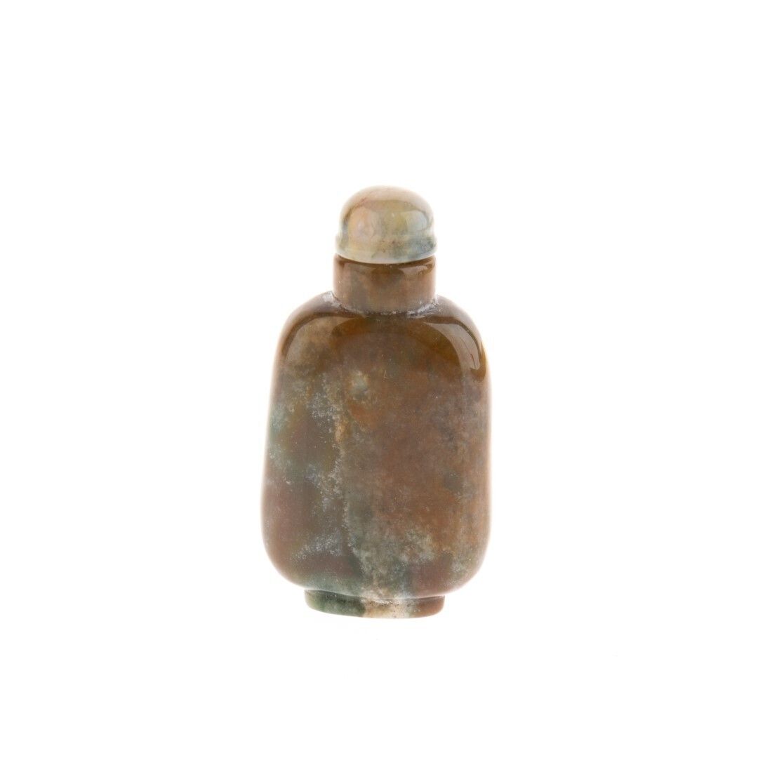 Antique Chinese Qing Dynasty Period Carved Mottled Green Snuff Bottle photo furniture