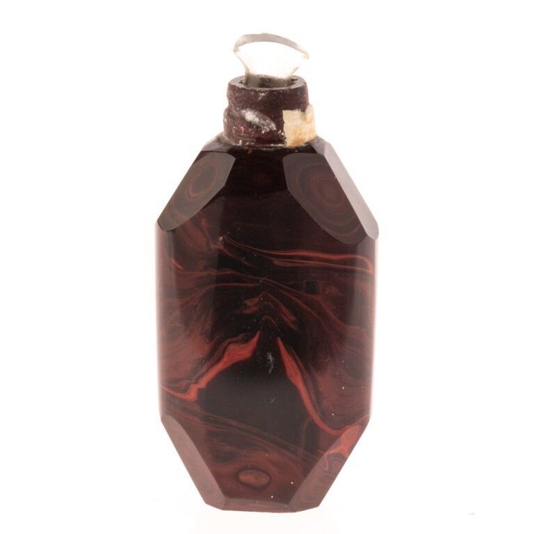 Chinese Qing Dynasty Faceted Hardstone Snuff Bottle