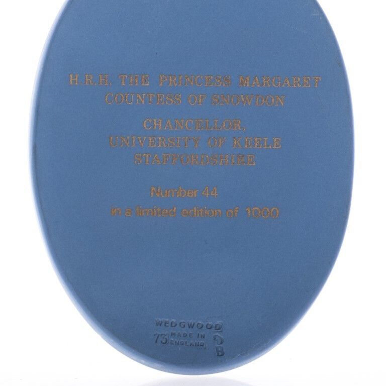 Wedgwood Blue Jasperware Ceramic Porcelain Princess Margaret Portrait Medallion Laurel Leaf Plaque photo 85.0