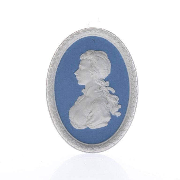 Wedgwood Blue Jasperware Ceramic Porcelain Princess Anne Portrait Medallion Laurel Leaf Plaque