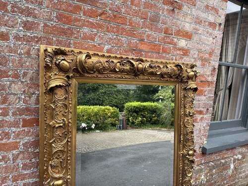 A Spectacular Large Antique English 19th Century Gilt Ornate Framed Mirror. photo vinterior