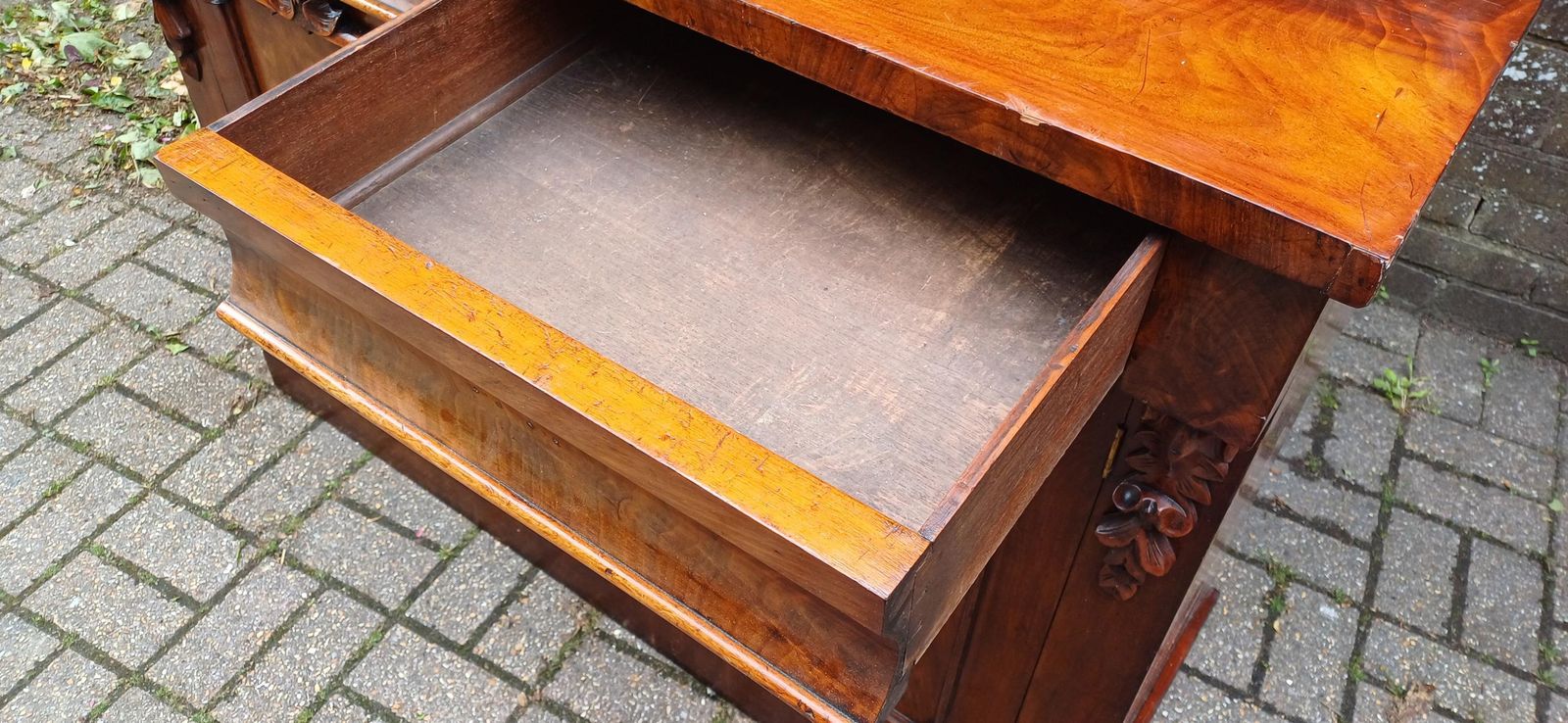 Antique Victorian Mahogany Sideboard Buffet Cabinet | Carved Mirror Back | English 19th Century Furniture photo vintage