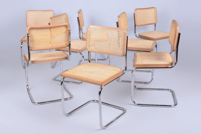 photo vintage Set Of Eight Restored Bauhaus Cesca Chairs, By M. Breuer, Chrome, Italy, 1980s
