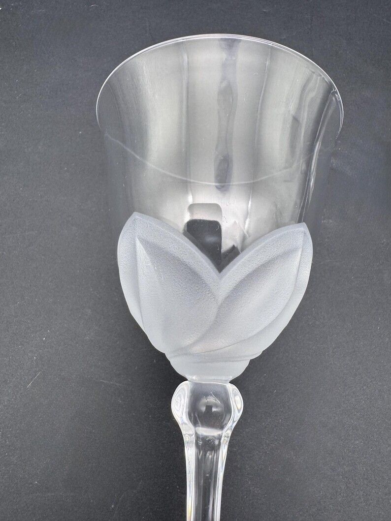 Set Of 4 Cristal D’arques J G Durand Frosted Wine Glasses Petal Design photo for sale