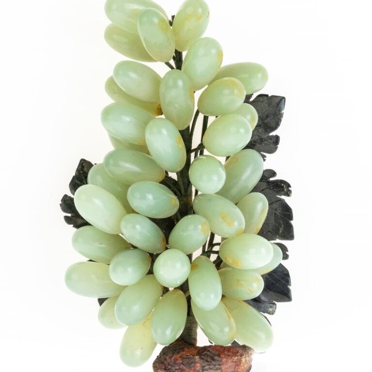 Art Deco Carved And Polished Alabaster Jade Grapes photo furniture