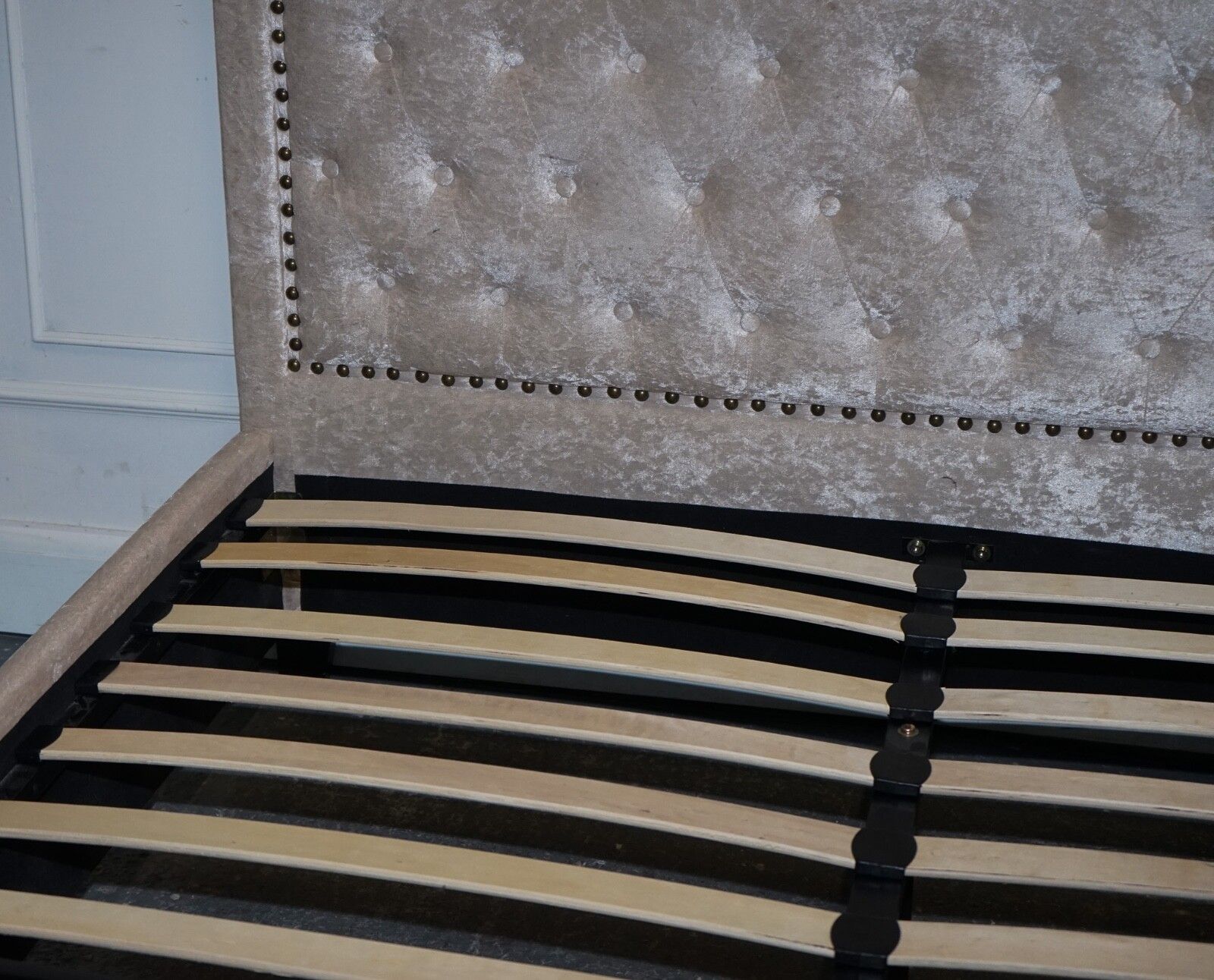 photo furniture Beautiful Baby Pink Velvet Double Bed Frame