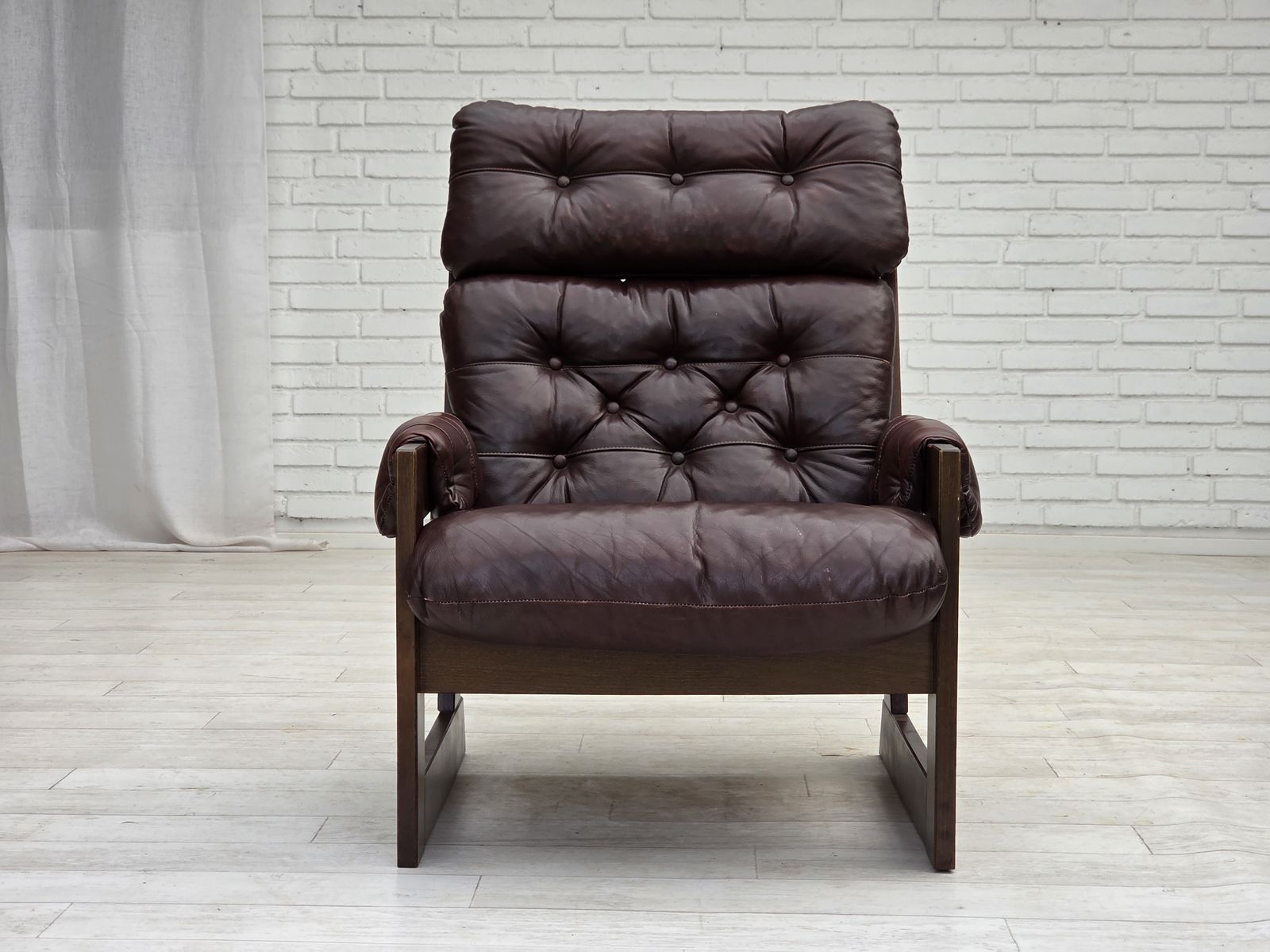 1970s, Scandinavian Highback Armchair, Brown Furniture Leather, Dark Beech Wood. photo vinterior