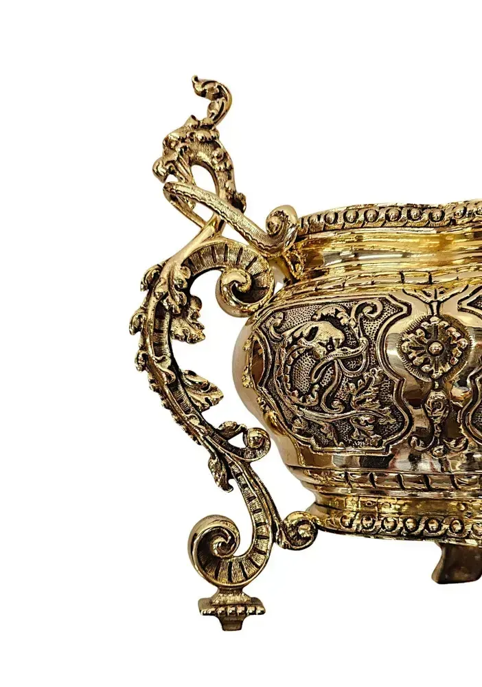 A Very Rare 19th Century Polished Brass Jardiniere Or Planter photo vintage