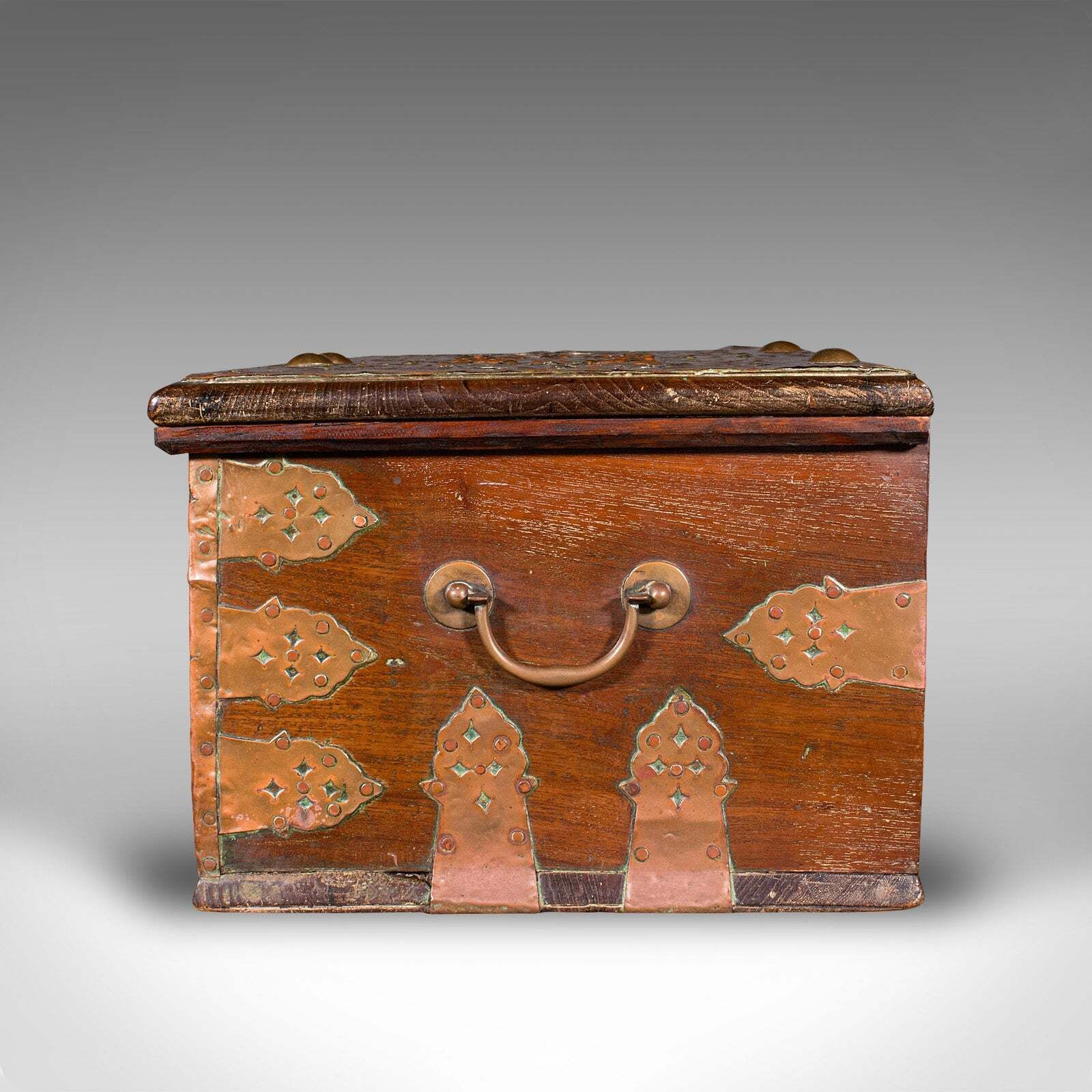 Small Antique Zanzibar Chest, East African Teak, Brass, Travel Trunk, Victorian photo vinterior