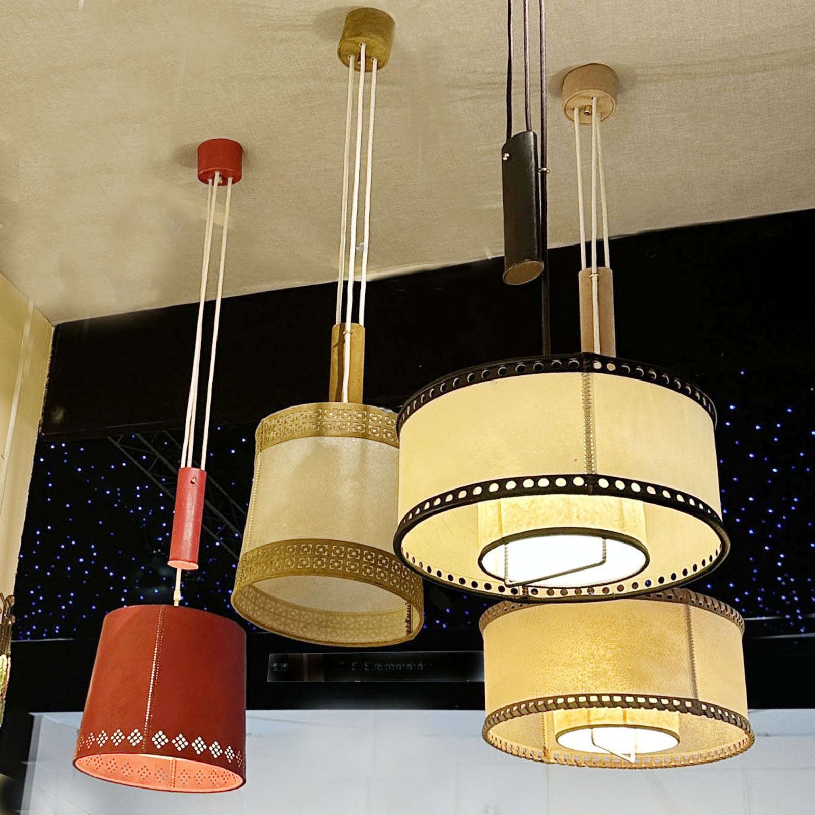 photo for sale Counterbalance Pendant Lamp 1960's In Parchment And Beige Leather