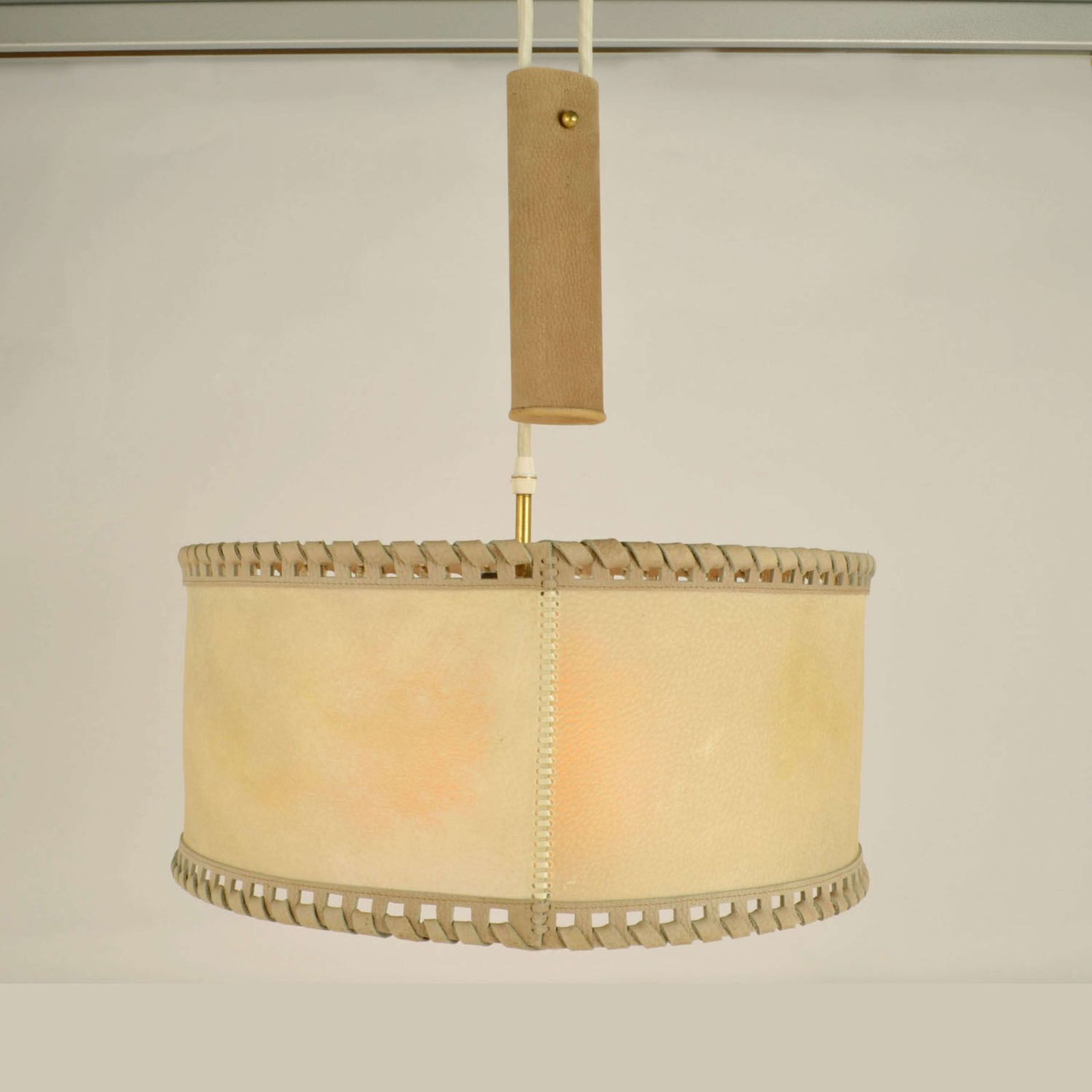 photo buy Counterbalance Pendant Lamp 1960's In Parchment And Beige Leather