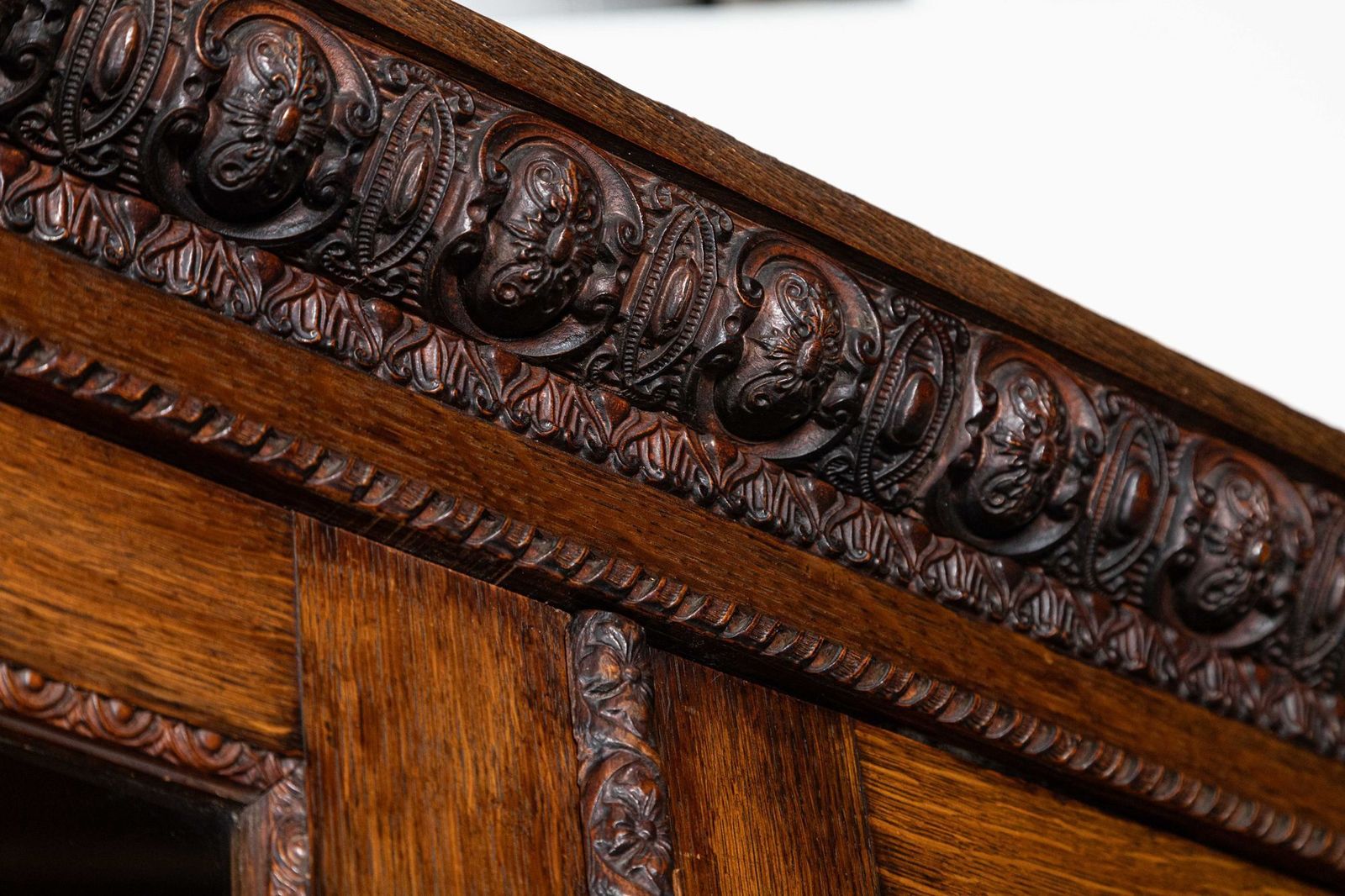 33925.0 Magnificent Monumental English 19thc Carved Oak Breakfront Glazed Bookcase photo