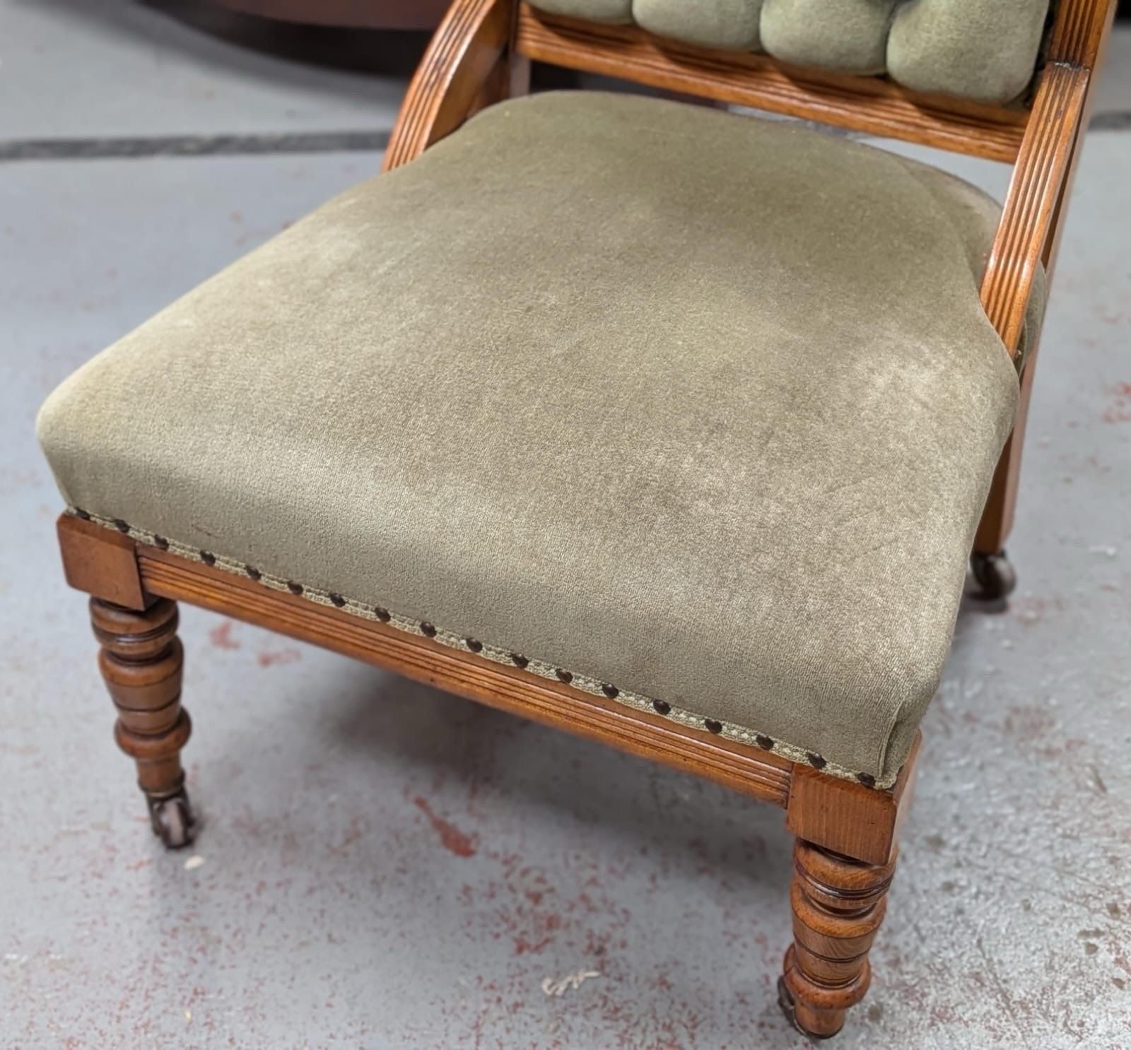 Victorian Satin Walnut Green Upholstered Chair photo vinterior