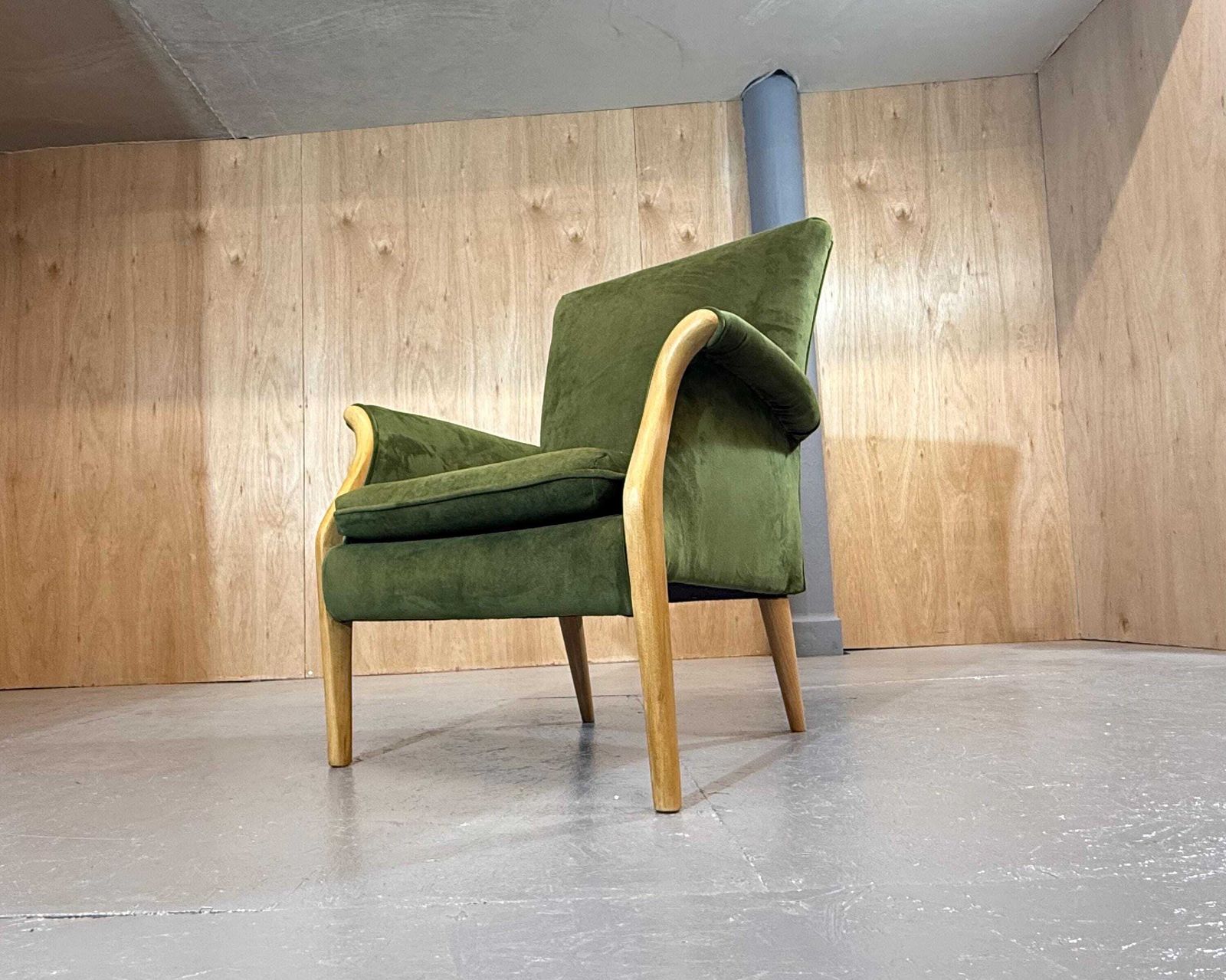 Parker Knoll Beautiful Froxfield Armchair In Forest Green Velvet Fabric.. Fully Refurbished & Restored.