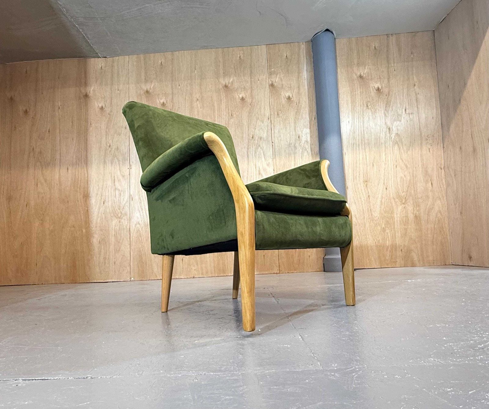 Parker Knoll Beautiful Froxfield Armchair In Forest Green Velvet Fabric.. Fully Refurbished & Restored. photo for sale