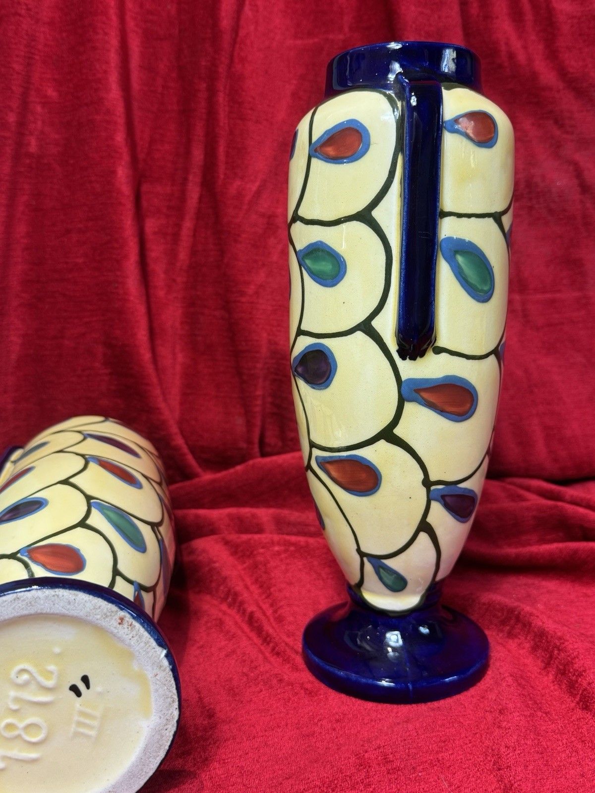 photo vinterior Pair Of Art Deco Ditmar Urbach Czechoslovakian Art Pottery Vases
