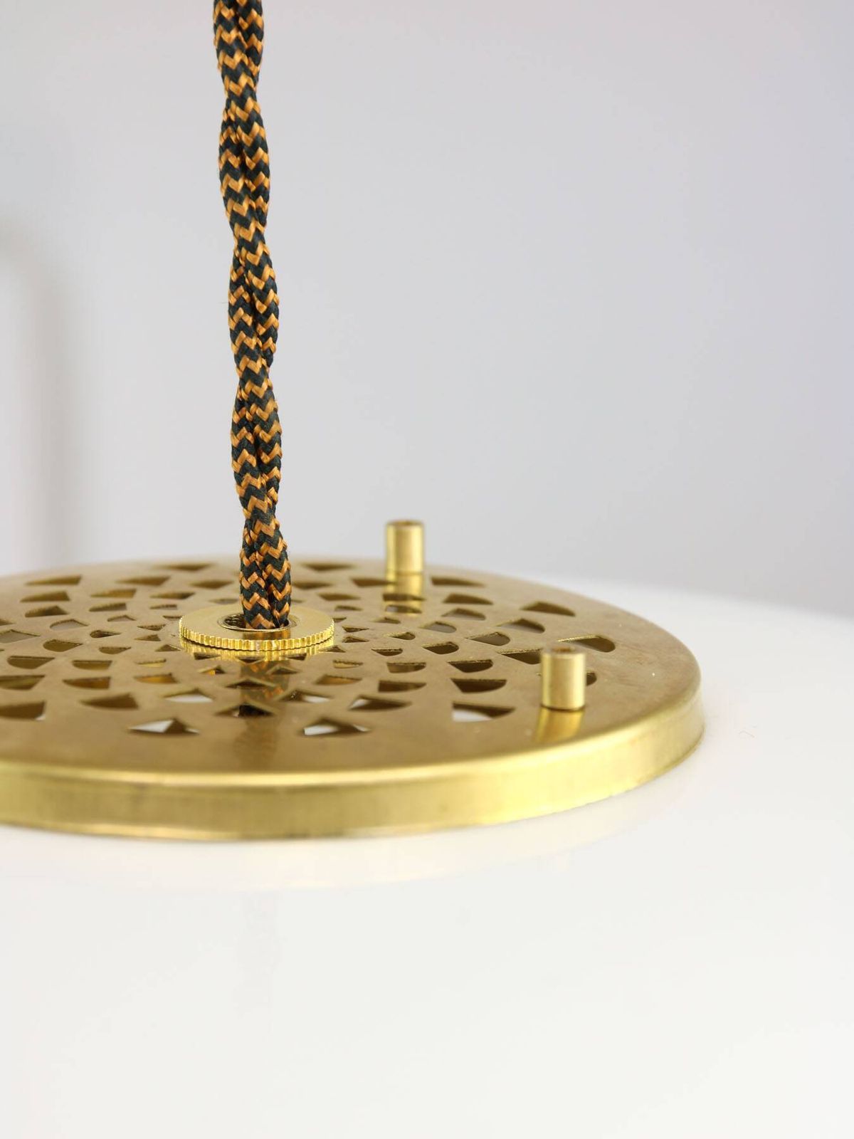 photo for sale Medusa Pendant By Luigi Massoni For Guzzini In Brass And Plexiglass, 1970s