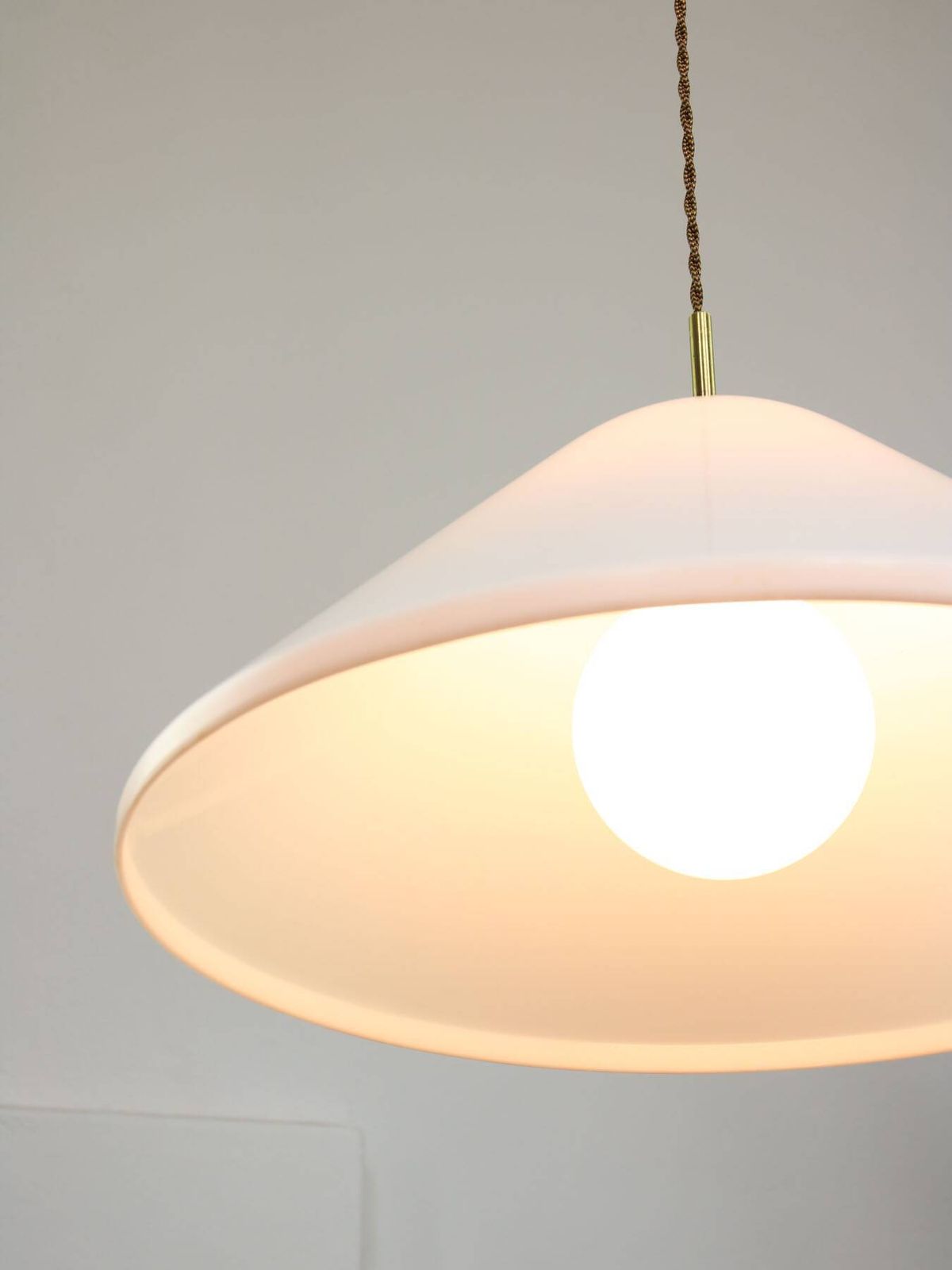 Elpis Pendant By Luigi Massoni For Guzzini In Plexiglass & Brass, 1970s photo vinterior