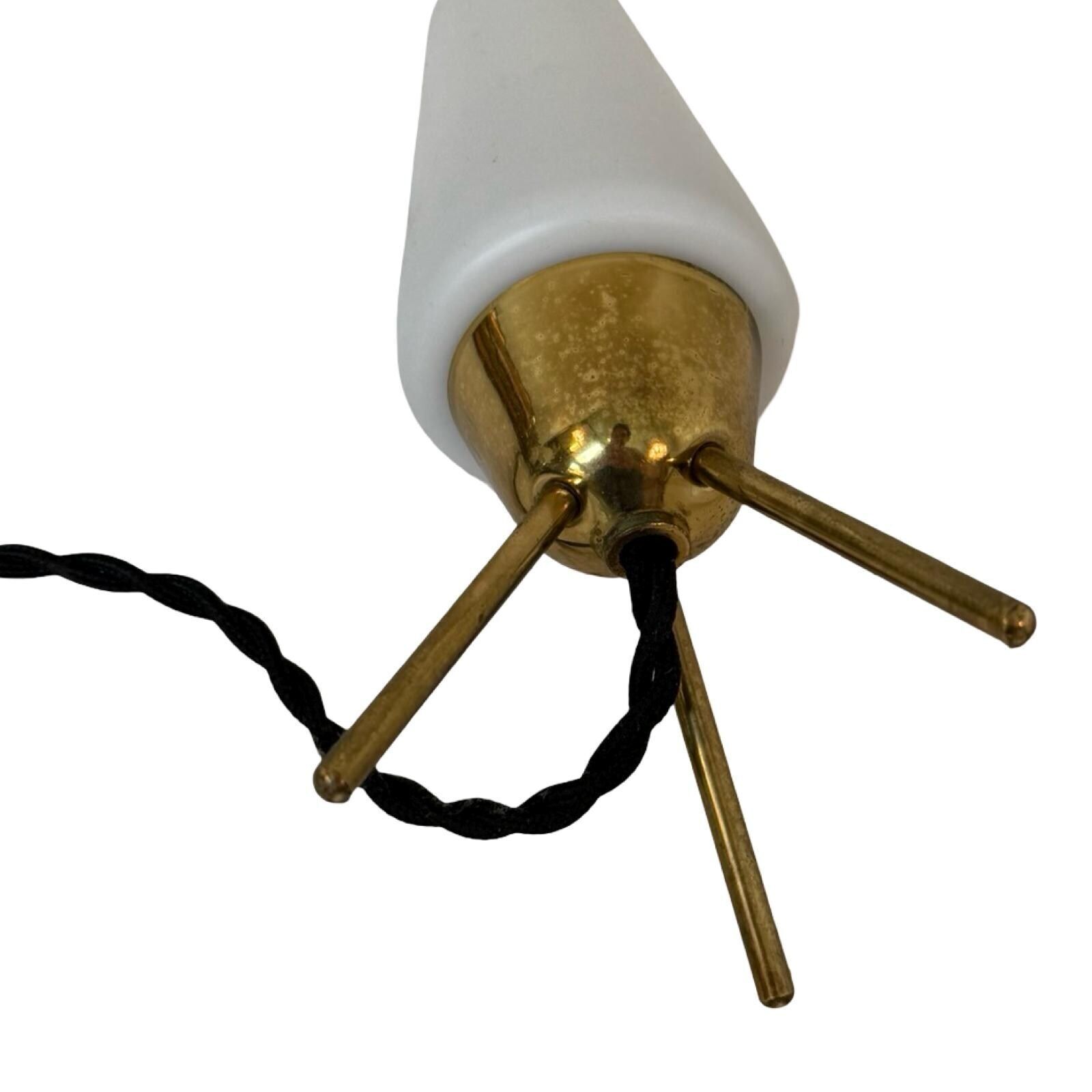 Atomic Age / Mid Century Modern   Tripod Lamp With White Satin Glass Shade On Brass Feet photo buy