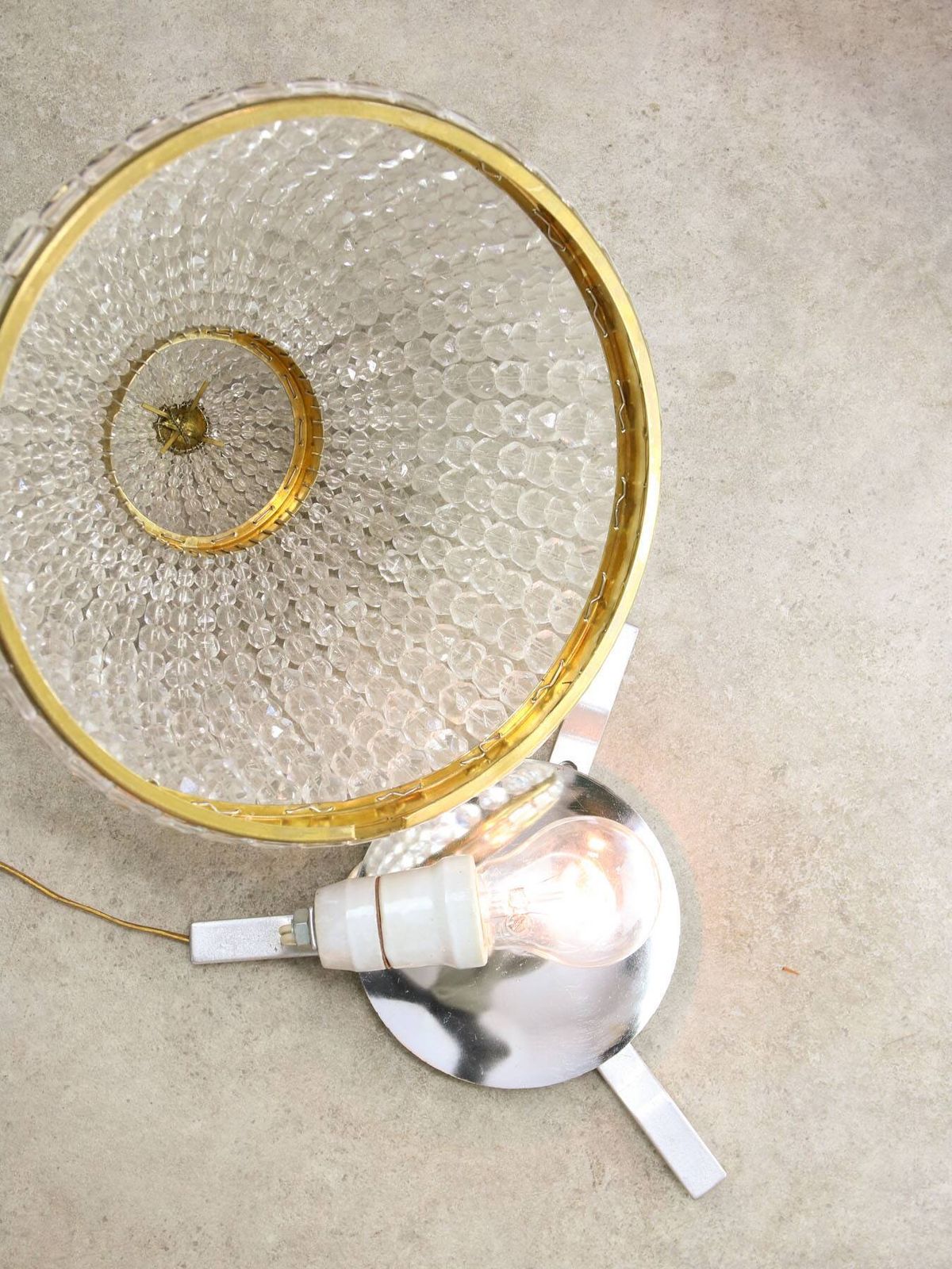 photo vintage Mid Century Czech Crystal And Brass Wall Lamp In Brass, 50s, Set Of 2