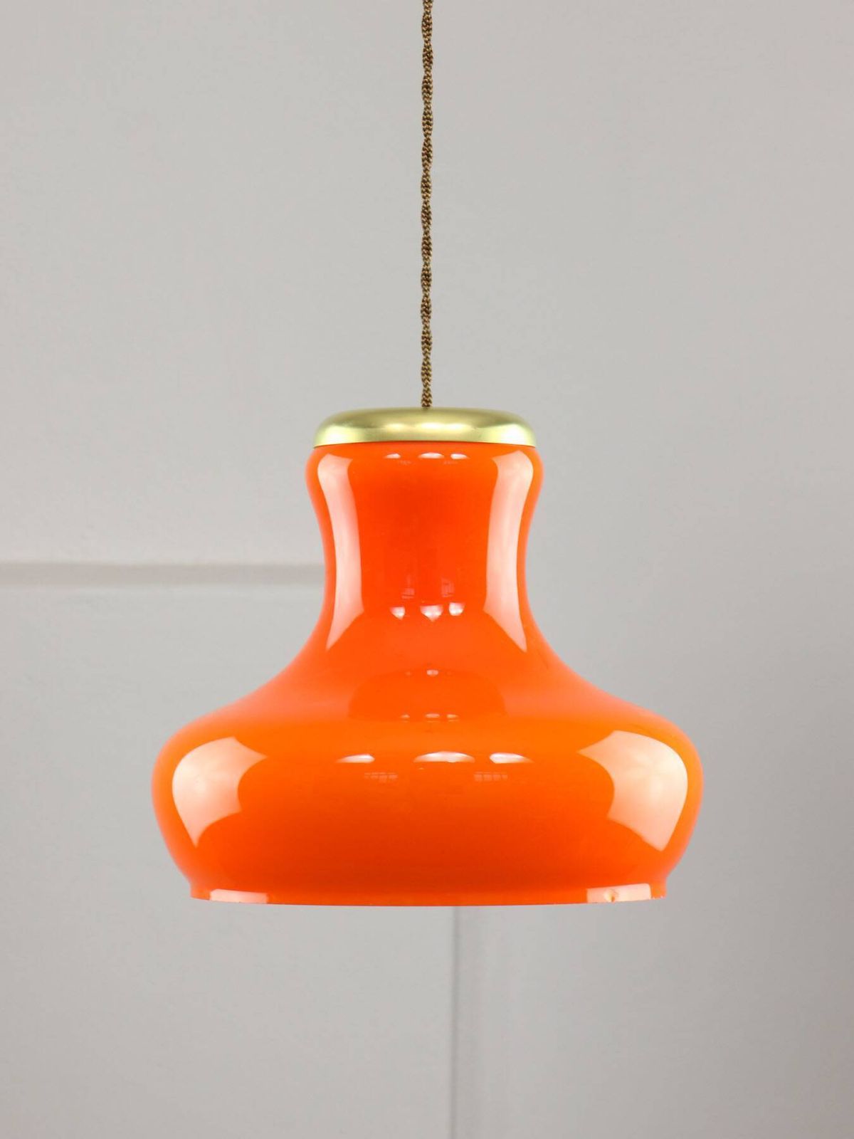 photo vintage Mid Century Modern Italian Orange Glass And Brass Pendant Lamp