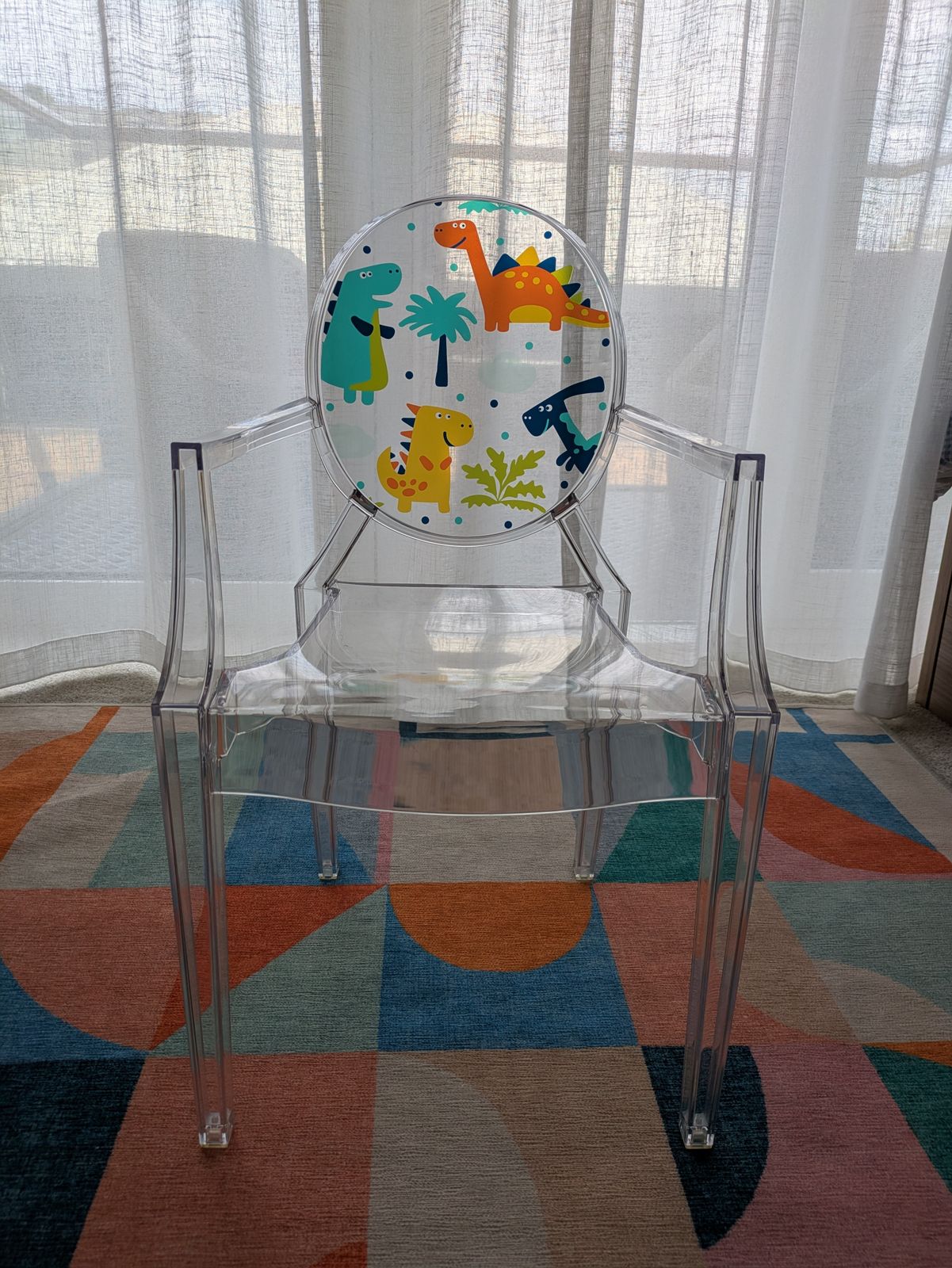 Lou Lou Ghost Children Armchair   / Patterns   Kartell photo furniture